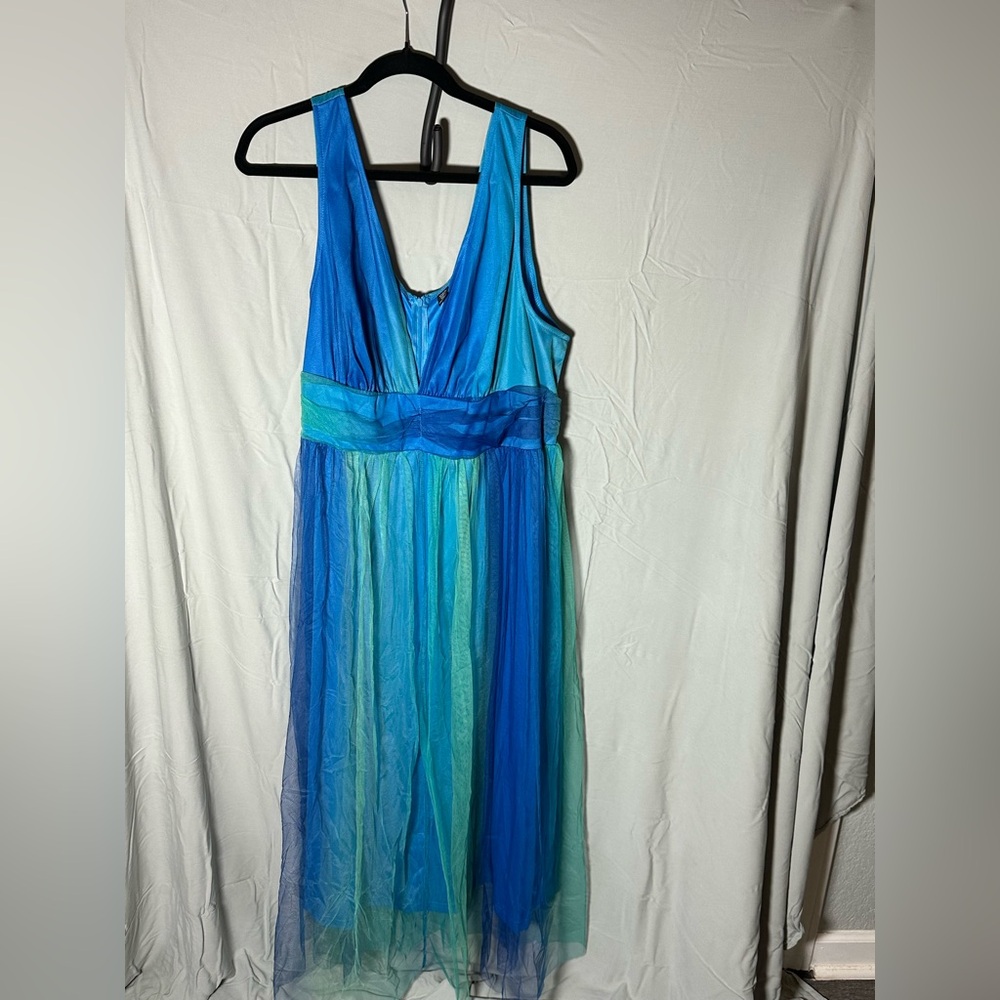 SHEIN Blue and Green Sleeveless Dress with tulle bottom 4XL